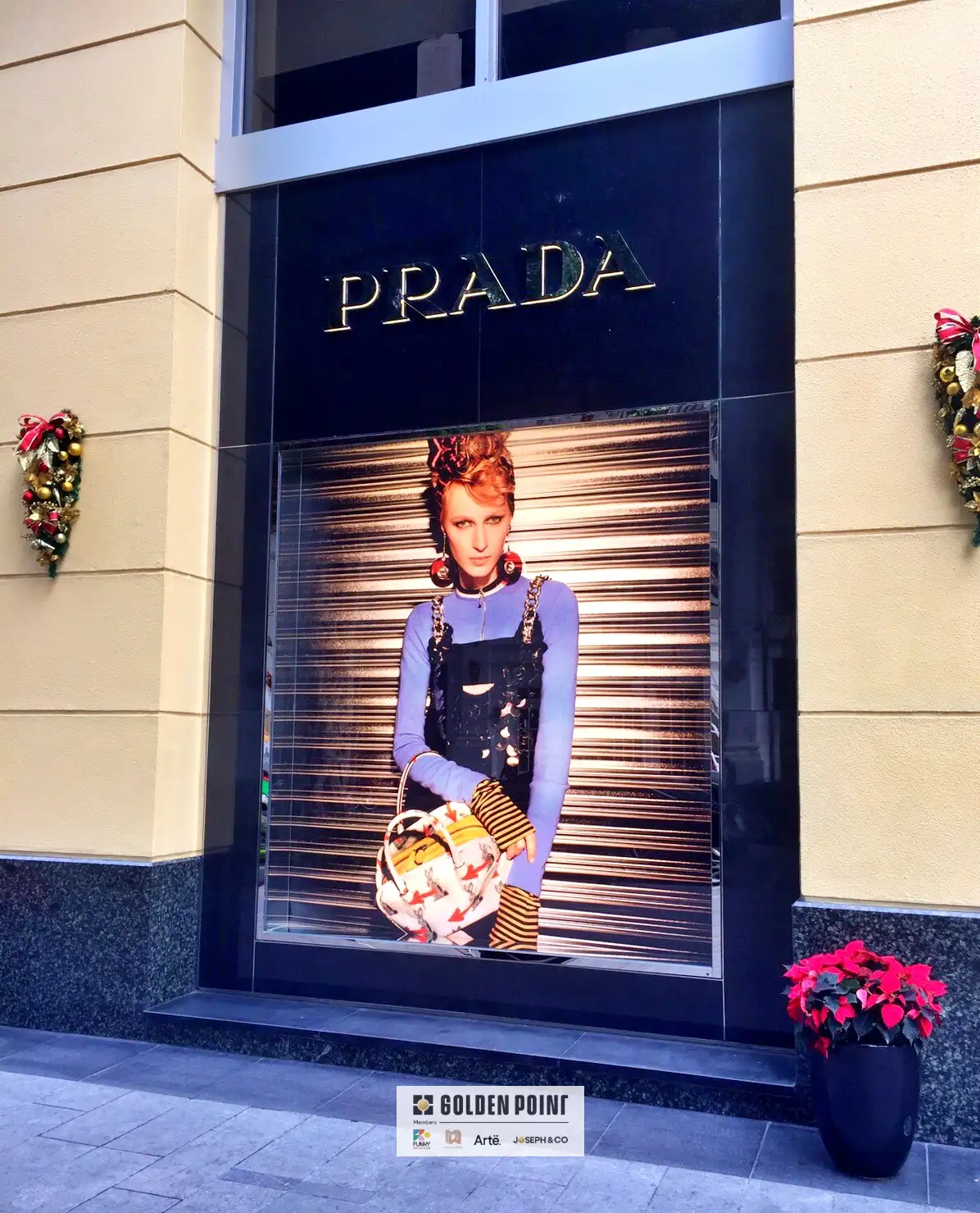 Prada – Lightboxes & Window Display
